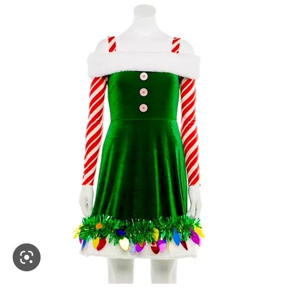 Green Christmas party Dress in size Small
Worn once
Wonderful condition - Picture 1 of 6